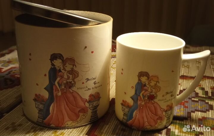 Кружечка фарфоровая подарочная для девушки