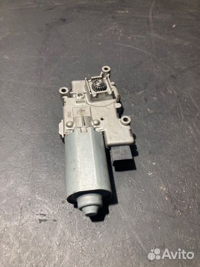 Мотор люка Bmw X5 E53 M54B30