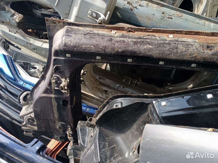 Сан енг кайрон 2 стойка кузова