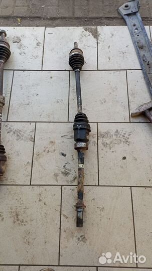 Привод правый mazda 3 bm bn 1.5 АКПП