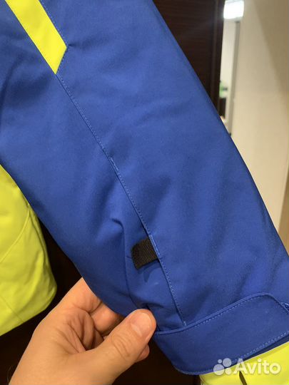 Горнолыжная куртка