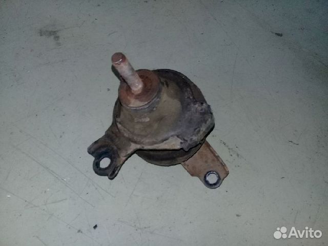 Опора двигателя (подушка двс) передняя левая 50821