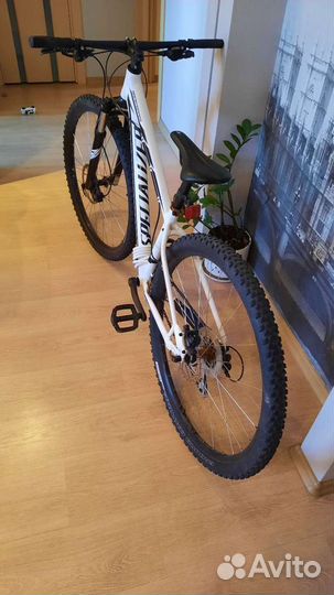 Велосипед Specialized Rockhopper 29