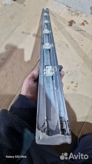 Молдинг правой передней двери w203