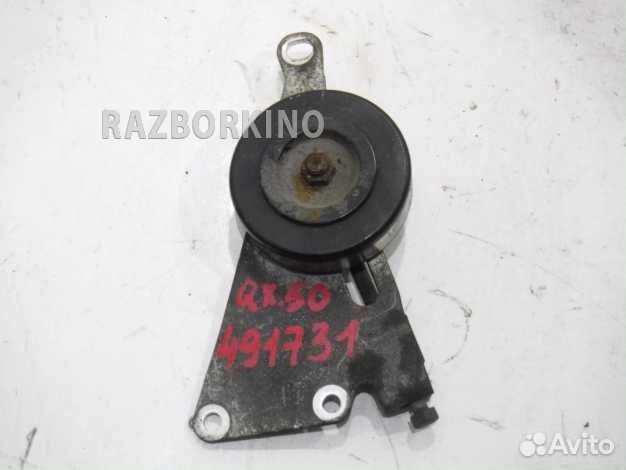 Ролик натяжителя ремня