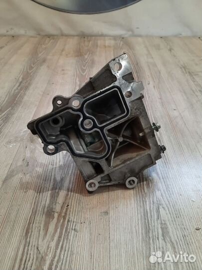 Термостат корпус Nissan X-trail T32