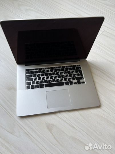 Apple Macbook pro 15 mid 2015 R9 A1398 Ноутбук
