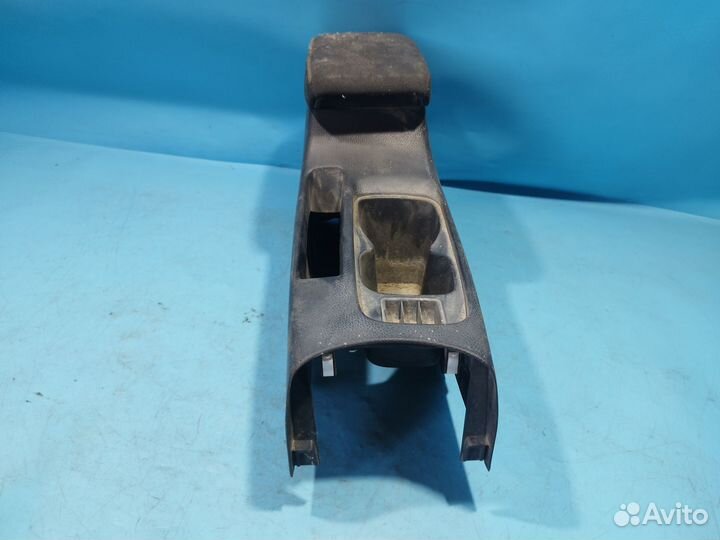 Подлокотник для Mitsubishi Lancer 9