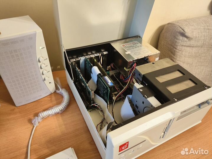 Ретро компьютер 80386 в корпусе 