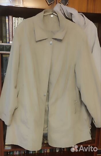 Ветровка женская