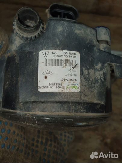 Фара противотуманная передняя правая 1,6 МКПП Rena