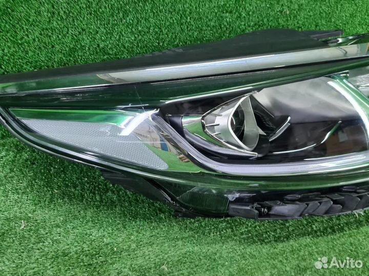 Фара правая Kia Optima