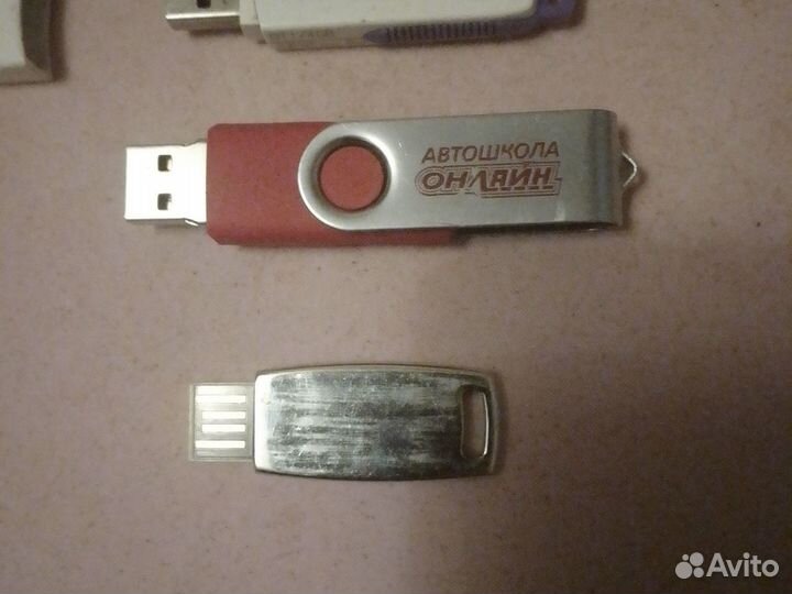 USB флэшки и модемы на 4 гб и на 8 гб