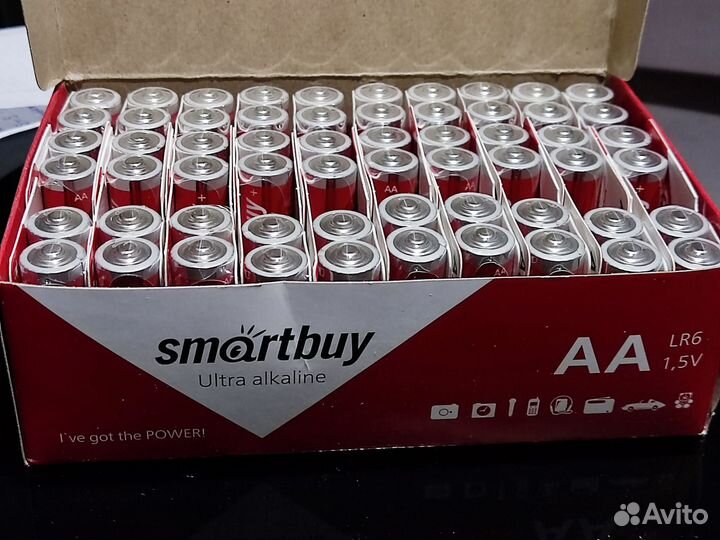 Две батарейки AA Smartbuy Ultra Alkaline LR6