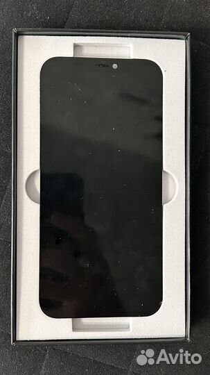 Дисплей на iPhone 12 Pro