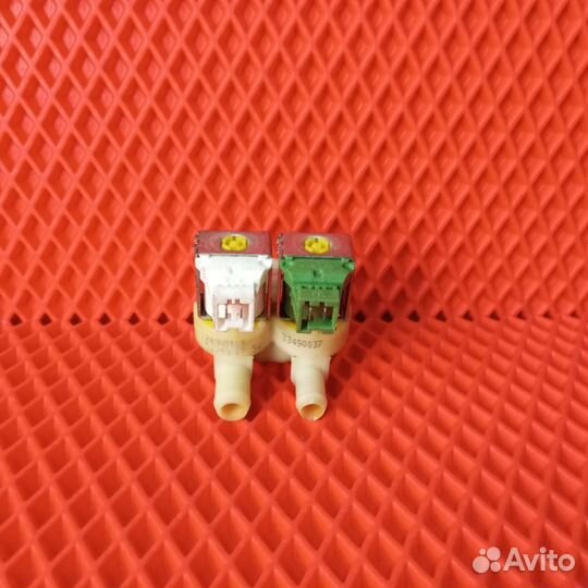 Клапан подачи воды (Кен) zanussi 33490037