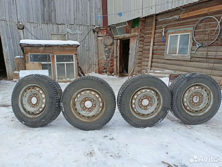 Колеса r16 Hyundai H-1 Grand starex