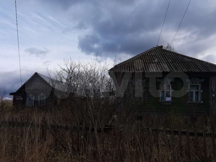 Дом 38 м² на участке 5 сот.