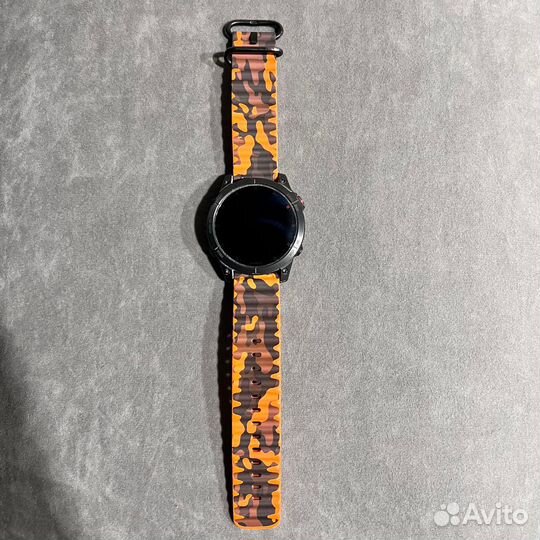 Часы наручные Garmin