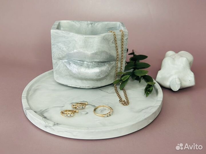 Кашпо из гипса / органайзер/ горшок