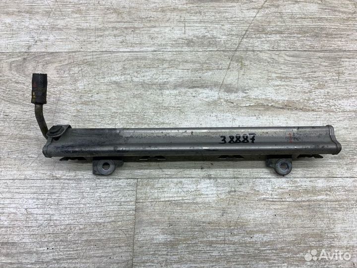 Рампа топливная Suzuki Vitara внедорожник M16A