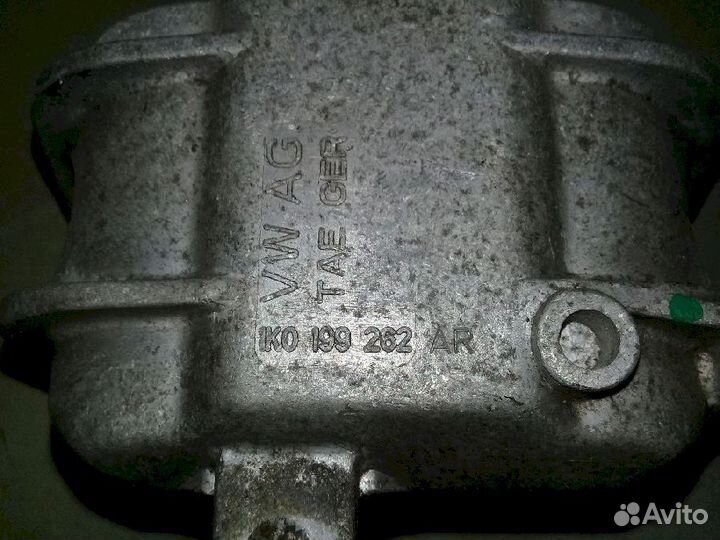 Опора двигателя (подушка двс) правая 1K0199262AR V