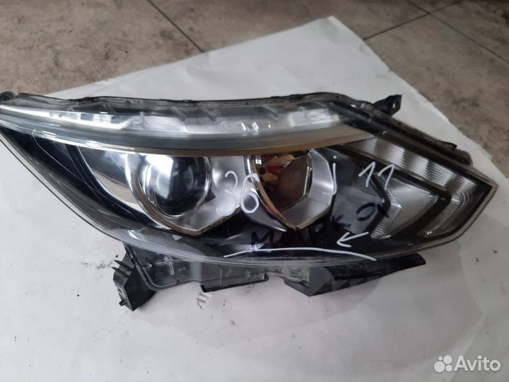 Передняя правая фара ниссан кашкай j11 до рест