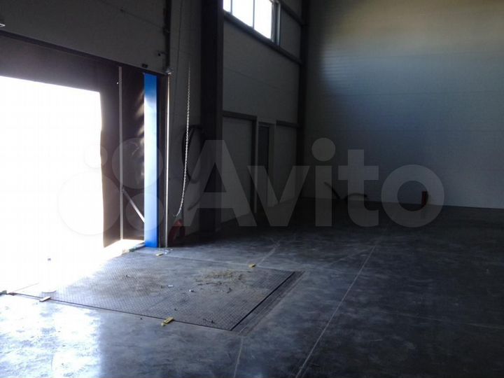 Склад, 526 м²