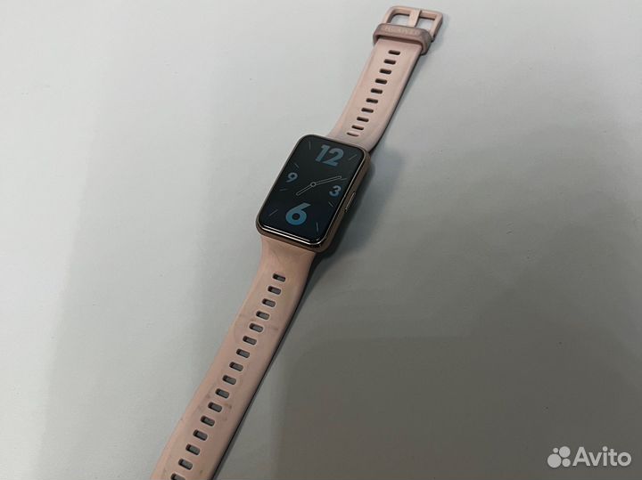 Смарт-часы Huawei Watch Fit (TIA-B09)