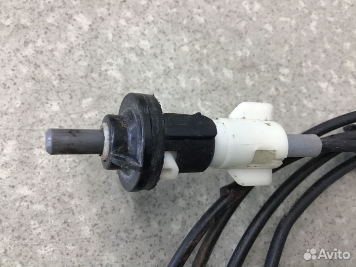 Трос лючка бензобака Geely MK Cross 2011