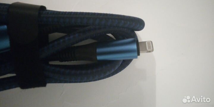 Кабель Apple Lightning to USB