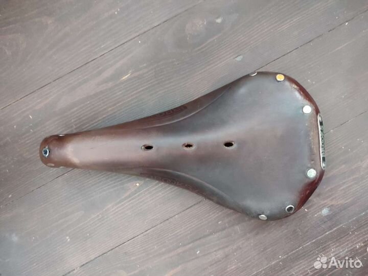 Велосипедное седло Brooks B17