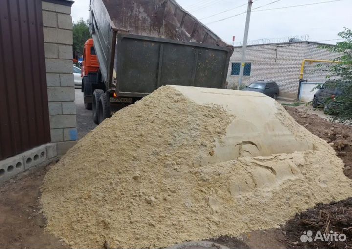 Песок крупный, сеянный, мытый с Доставкой / Щебень