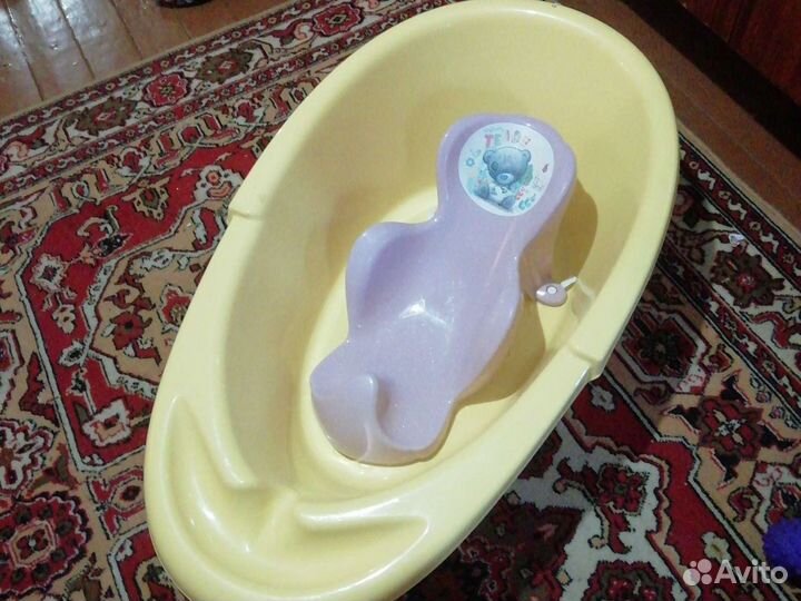 Ванночка для купания с горкой