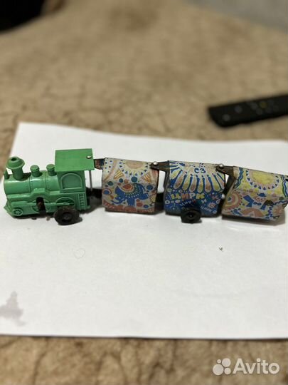 Советская заводная игрушка паровозик 