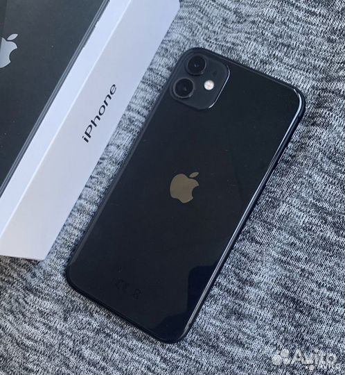 iPhone 11, 64 ГБ