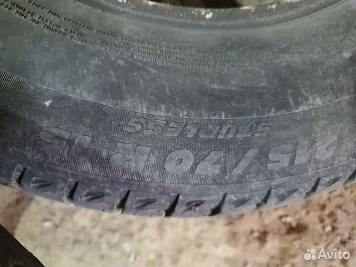 Michelin Agilis 51 215/70 R15