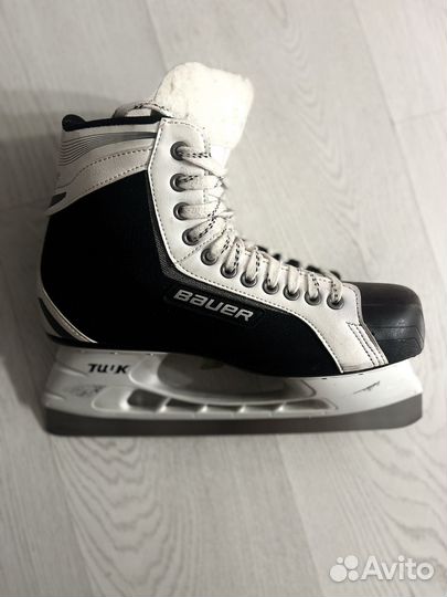 Хоккейные коньки bauer supreme