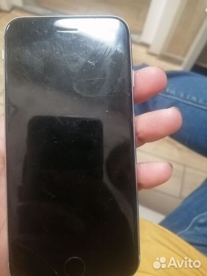 iPhone 6S, 32 ГБ