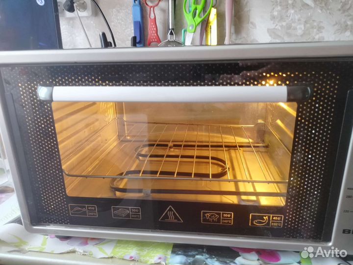 Продам духовку,4000тыс,торг