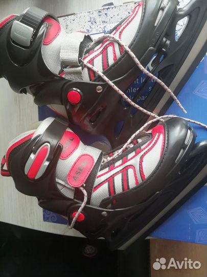 Коньки хоккейные детский