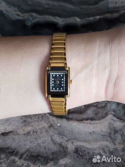 Часы женские romanson