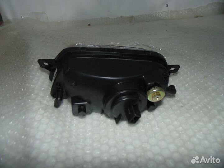 Фара противотуманная левая bmw 3-E36 BM021073L