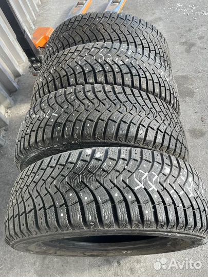 Michelin Latitude X-Ice North 225/65 R17