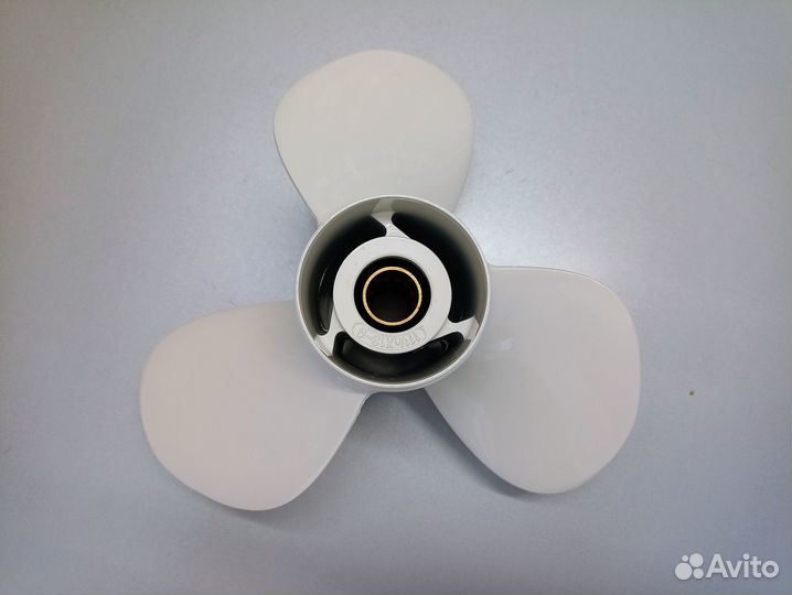 Винт Yamaha 40 шаг 13