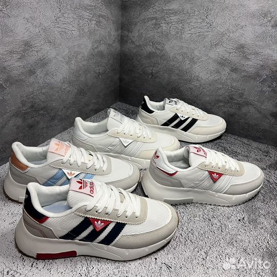 Кроссовки женские adidas