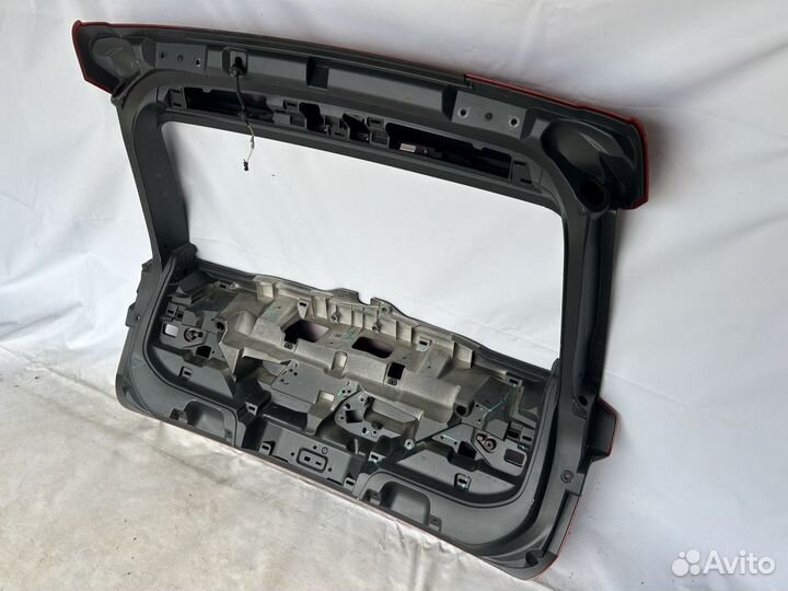 Крышка багажника Volvo XC60 II рестайлинг