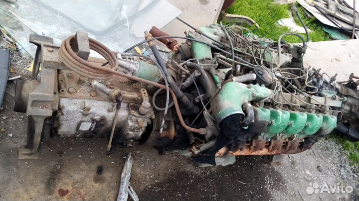 Мотор 10-ка V образный Мерседес