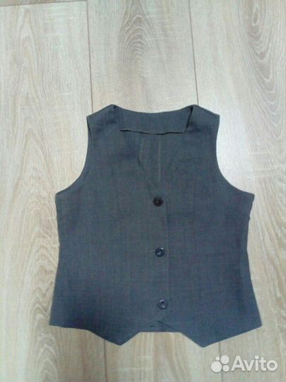 Жилет школьный