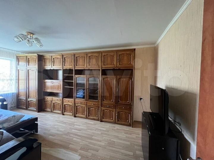 3-к. квартира, 67 м², 2/5 эт.
